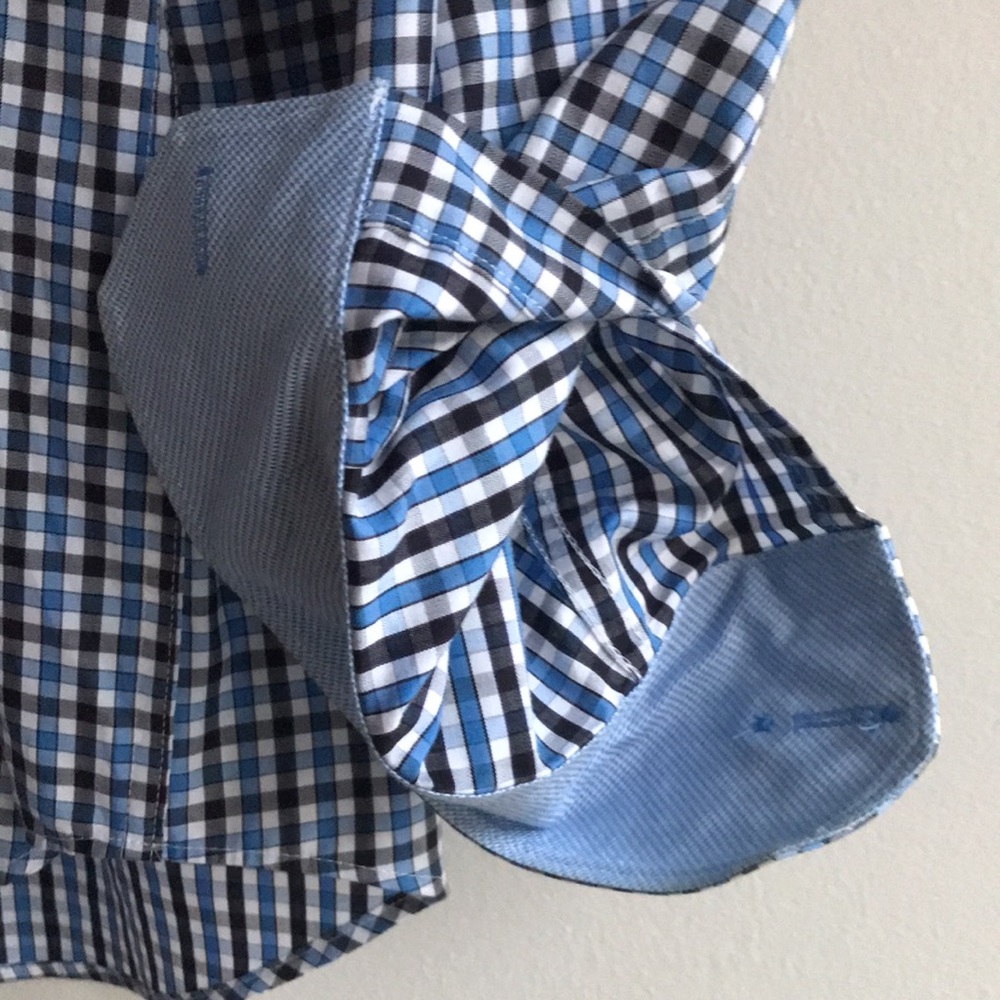 EUC Bugatchi Men’s black/blue/white checkered button down collared shirt